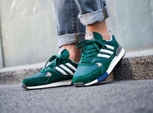 Oferta imperdível: até 60% de desconto em tênis e roupas Adidas nos EUA