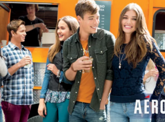 Aeropostale: elegante, prática, barata
