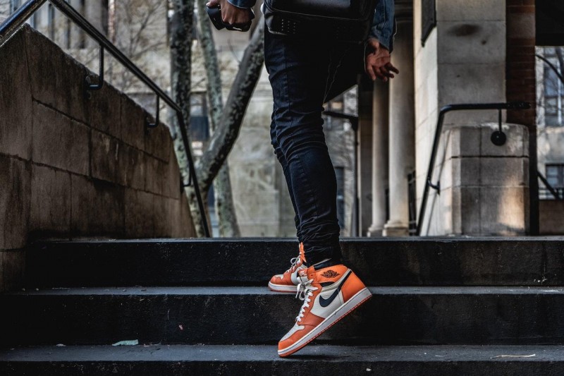 Фотостоки Sneaker