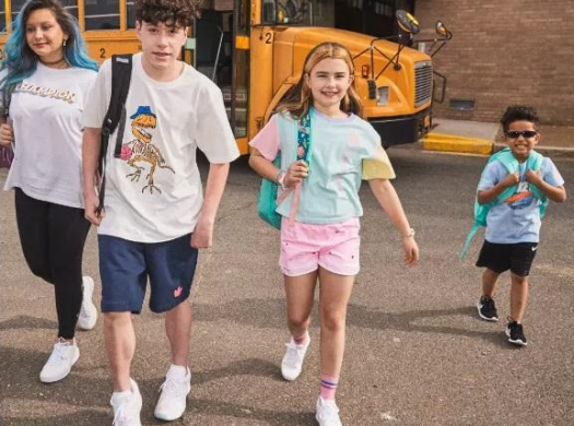 Top 6 Shops for Buying Kids Clothing