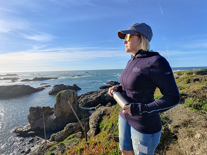 Худи из шерсти мериноса OUT