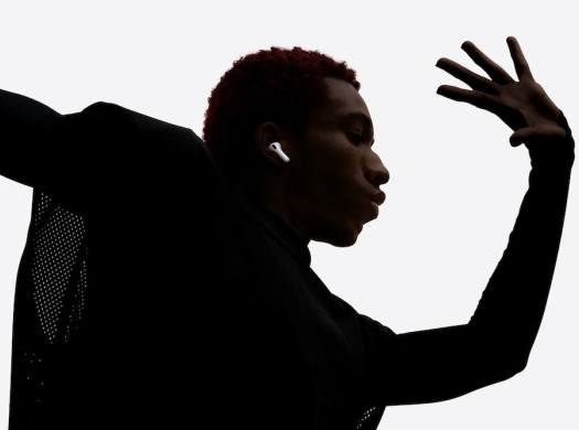 AirPods Черная пятница 2025 — лучшие скидки на наушники