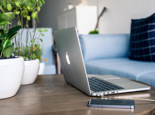 Apple Черная пятница 2025 — лучшие скидки на технику