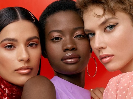 Купить косметику Bobbi Brown в интернет магазине с доставкой