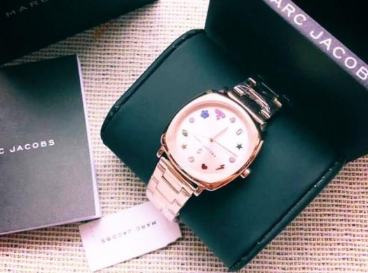 Часы Marc Jacobs – объединение моды, точности и удобства