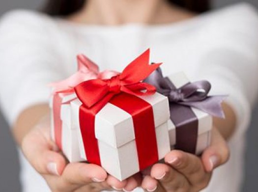 Что подарить парню на Новый год