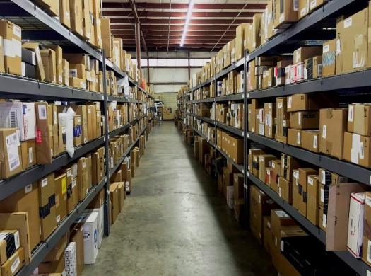 От переупаковки до собственного фулфилмента