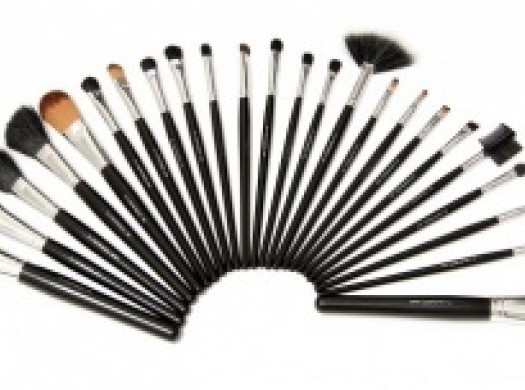 Пять основных кистей для удачного макияжа