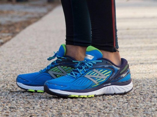 Дешевые кроссовки для бега