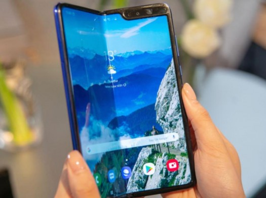 Samsung Fold – новая эра мобильных устройств началась
