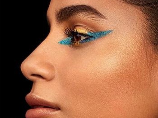 Urban Decay: как купить 4 товара со скидкой 5600 рублей