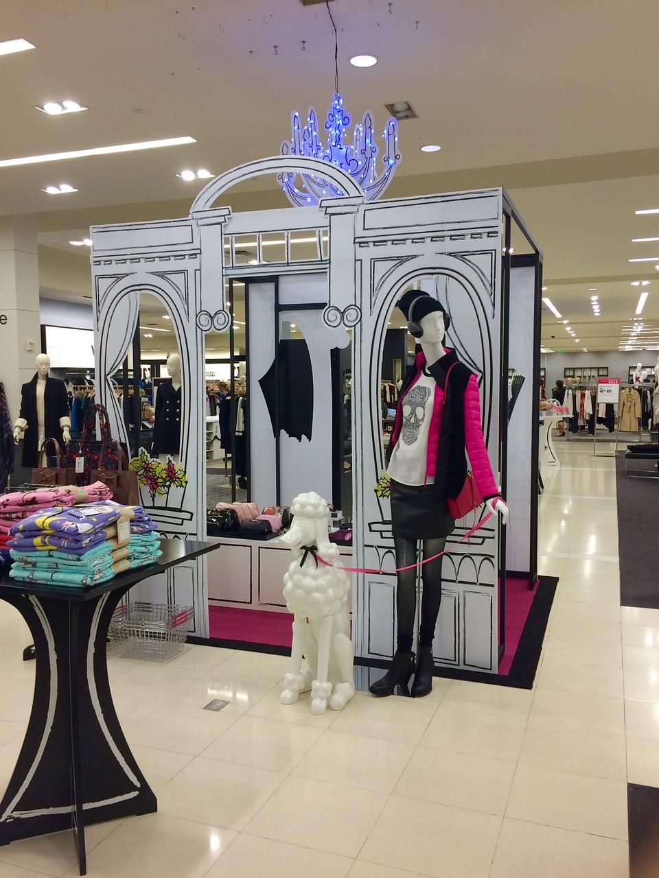 Clothes from the US now - The Qwintry blog, pic. 1 Garment delivery from the USA