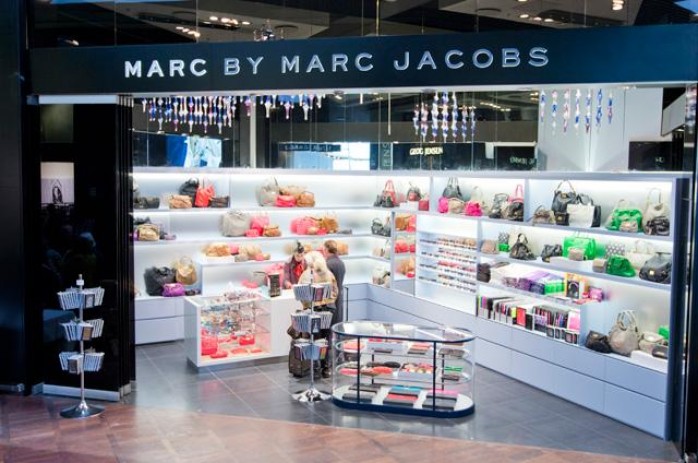 История дизайнера и его бренда - Блог Бандерольки, рис. 1 Бренд Marc Jacobs – как добавить немного эпатажа в серые будни 2